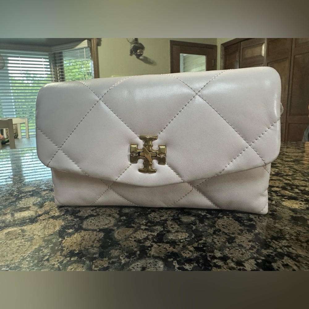 Tory Burch Kira Diamond quilt chain wallet